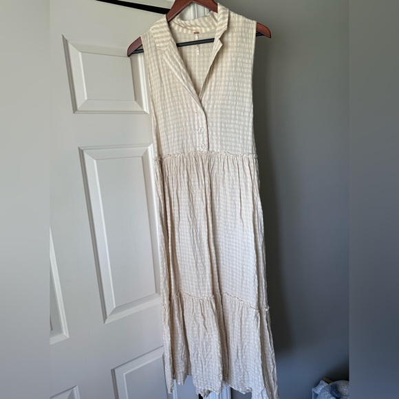 Free People Dresses & Skirts - Free People Sleeveless Cream and White Gingham Dress Size Small